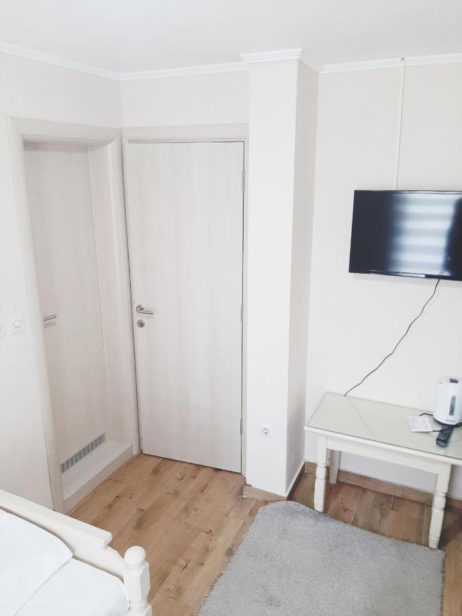 זלאטיבור Guest House Colovic מראה חיצוני תמונה