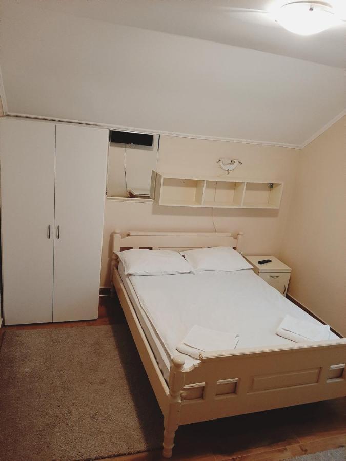 זלאטיבור Guest House Colovic מראה חיצוני תמונה