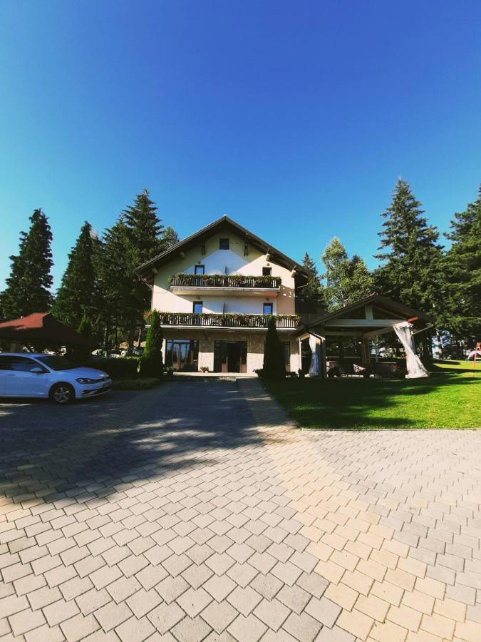 זלאטיבור Guest House Colovic מראה חיצוני תמונה