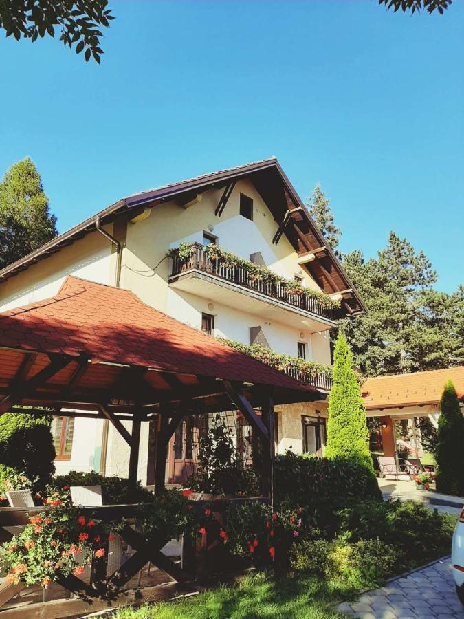 זלאטיבור Guest House Colovic מראה חיצוני תמונה